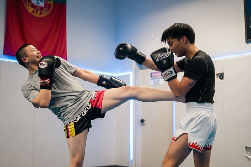 Muay Thai Kickboxing